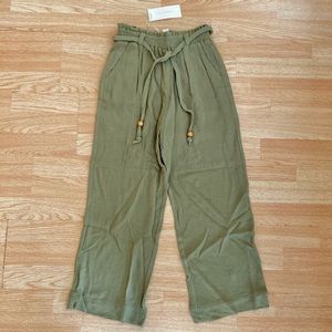 NWT Lush Hannah Olive Army Green Linen High Rise Raw Hem Cropped Pant M